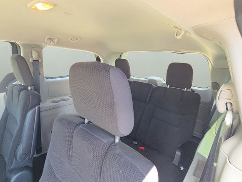 Used 2017 Dodge Grand Caravan SE w/ Power Window Group image 19
