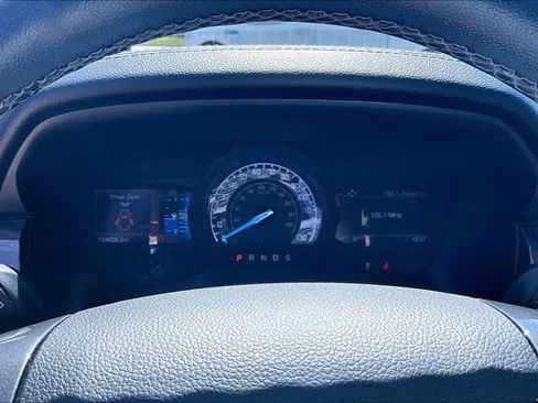 Used 2019 Ford Ranger Lariat w/ Equipment Group 501A Mid AWD/4WD image 14