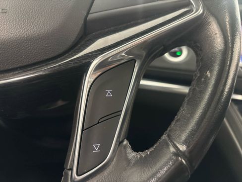 Used 2020 Cadillac XT5 Premium Luxury image 27