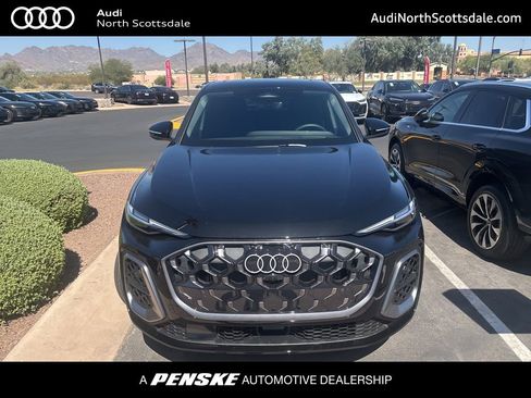 Used 2025 Audi Q5 Premium Plus AWD/4WD image 1