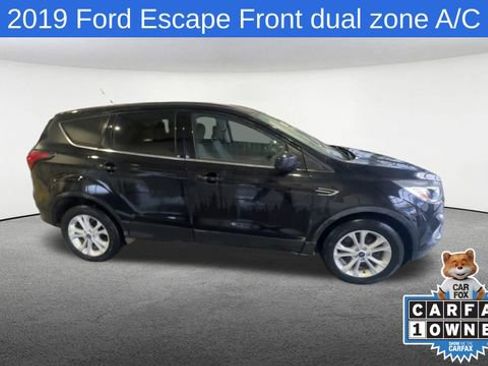 Used 2019 Ford Escape SE image 10