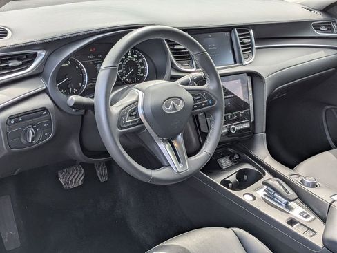 Used 2025 INFINITI QX50 Pure AWD/4WD image 10