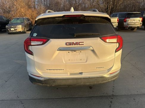 Certified 2022 GMC Terrain SLT w/ Infotainment Package II image 8