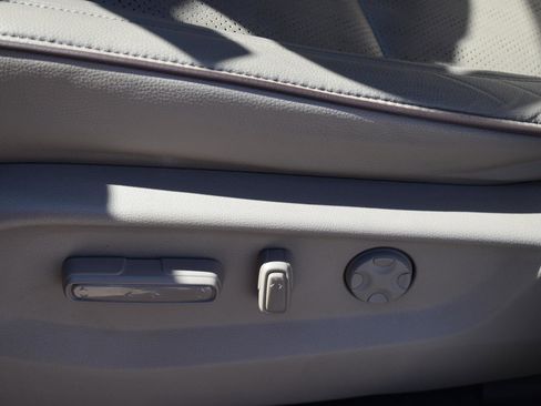 Used 2023 Honda Odyssey Elite image 25