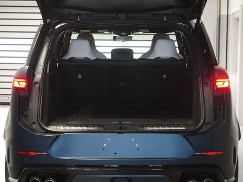 Used 2025 Land Rover Range Rover Sport SV Edition Two image 33