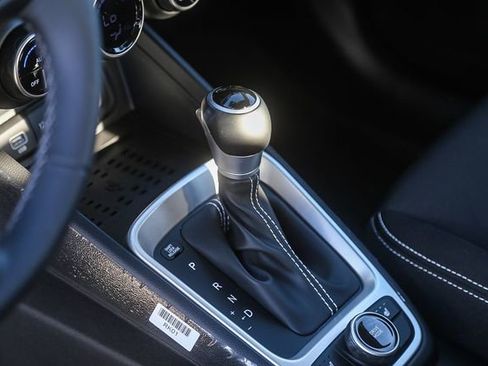 New 2026 Hyundai Venue SEL image 23