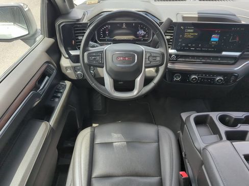 Used 2024 GMC Sierra 1500 SLT AWD/4WD image 13