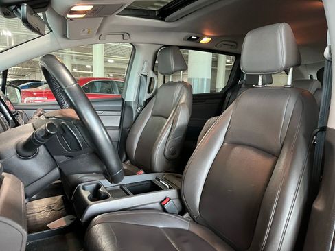 Used 2018 Honda Odyssey EX-L image 15
