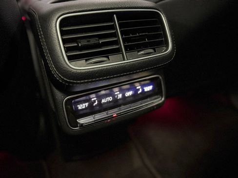 Used 2022 Mercedes-Benz GLS 450 4MATIC image 64