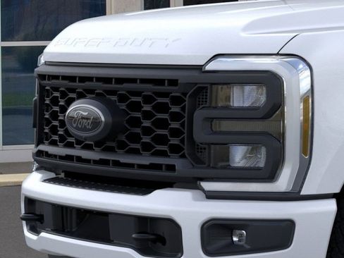 New 2025 Ford F250 Lariat w/ Lariat Ultimate Package image 18