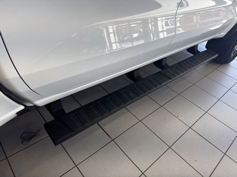 Certified 2024 Chevrolet Colorado Trail Boss w/ Advanced Trailering Package image 33