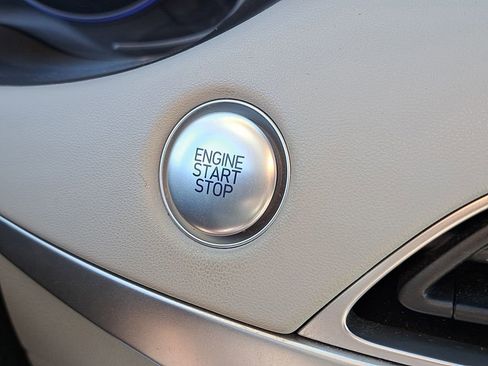 Used 2022 Hyundai Palisade SEL image 28