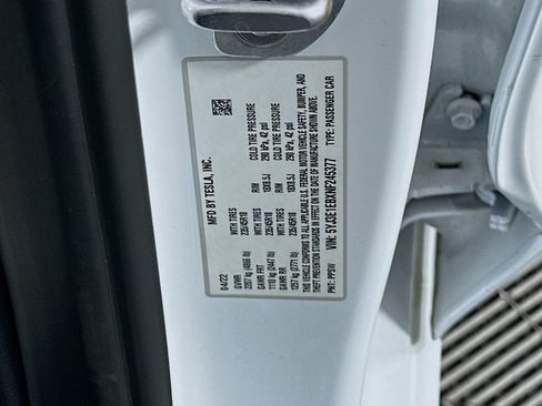 Used 2022 Tesla Model 3 Long Range AWD/4WD image 12