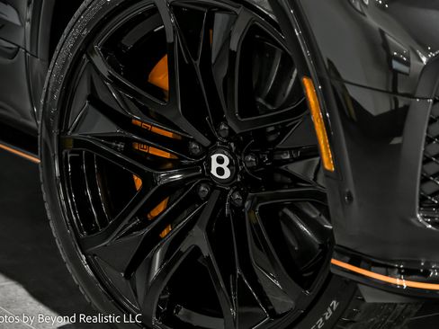 New 2026 Bentley Bentayga Speed image 3
