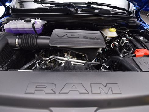 New 2026 RAM 1500 4x4 Crew Cab image 13