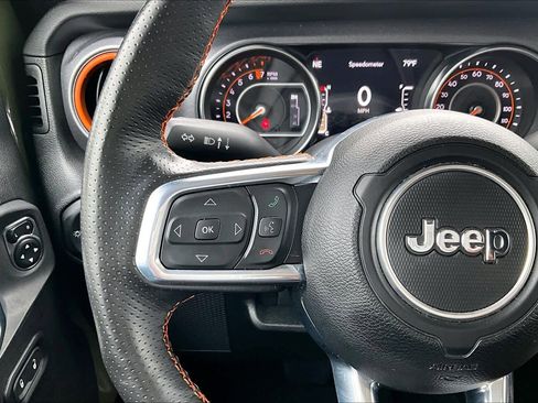Used 2023 Jeep Gladiator Mojave w/ Cold Weather Group AWD/4WD image 23