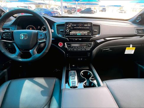 New 2026 Honda Ridgeline Black Edition image 5