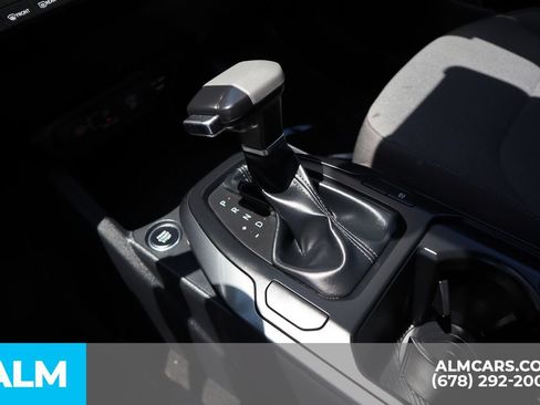 Used 2025 Kia K4 FWD image 29