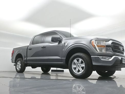 Certified 2022 Ford F150 XLT w/ Equipment Group 301A Mid image 4