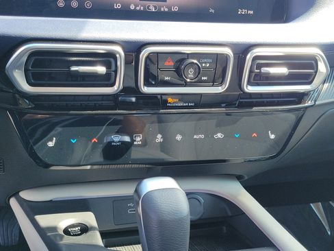 New 2026 Nissan Sentra SL w/ Floor Mat Package FWD image 27