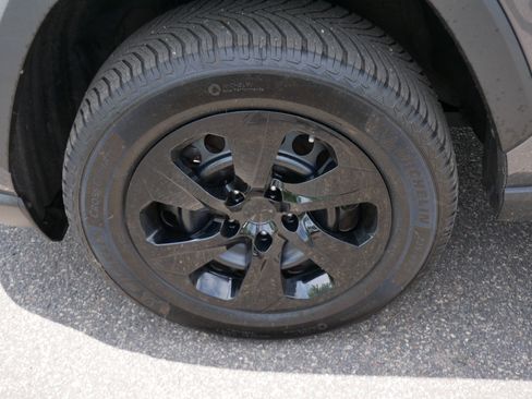 Used 2020 Toyota RAV4 LE w/ All Weather Liner Package AWD/4WD image 15