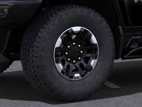 New 2025 GMC Hummer EV 3X w/ Extreme Off-Road Package image 36