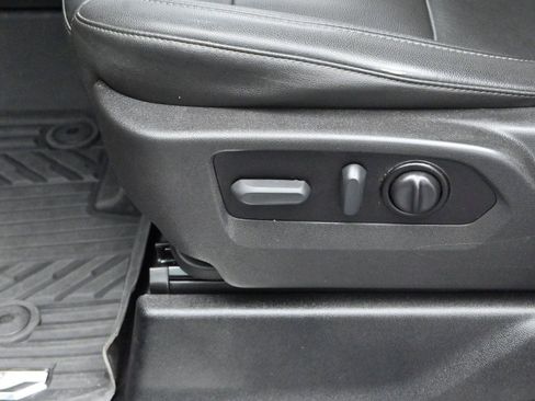 Used 2022 Chevrolet Silverado 1500 LT Trail Boss w/ LT Trail Boss Premium Package image 14