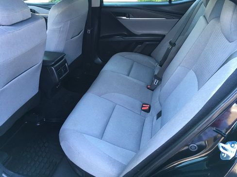 Used 2025 Toyota Camry LE w/ Convenience Package AWD/4WD image 26