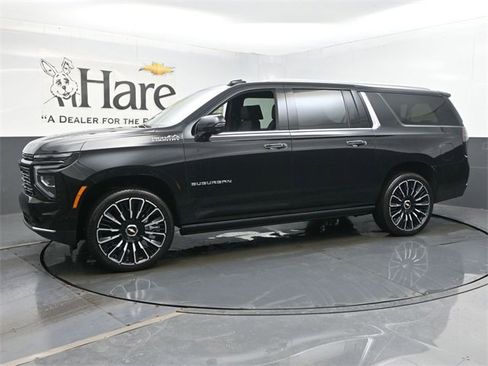 New 2026 Chevrolet Suburban High Country image 11