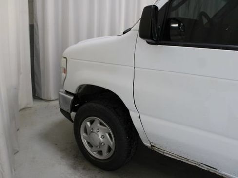 Used 2012 Ford E-150 and Econoline 150 w/ Commercial Cargo Van Pkg RWD image 36