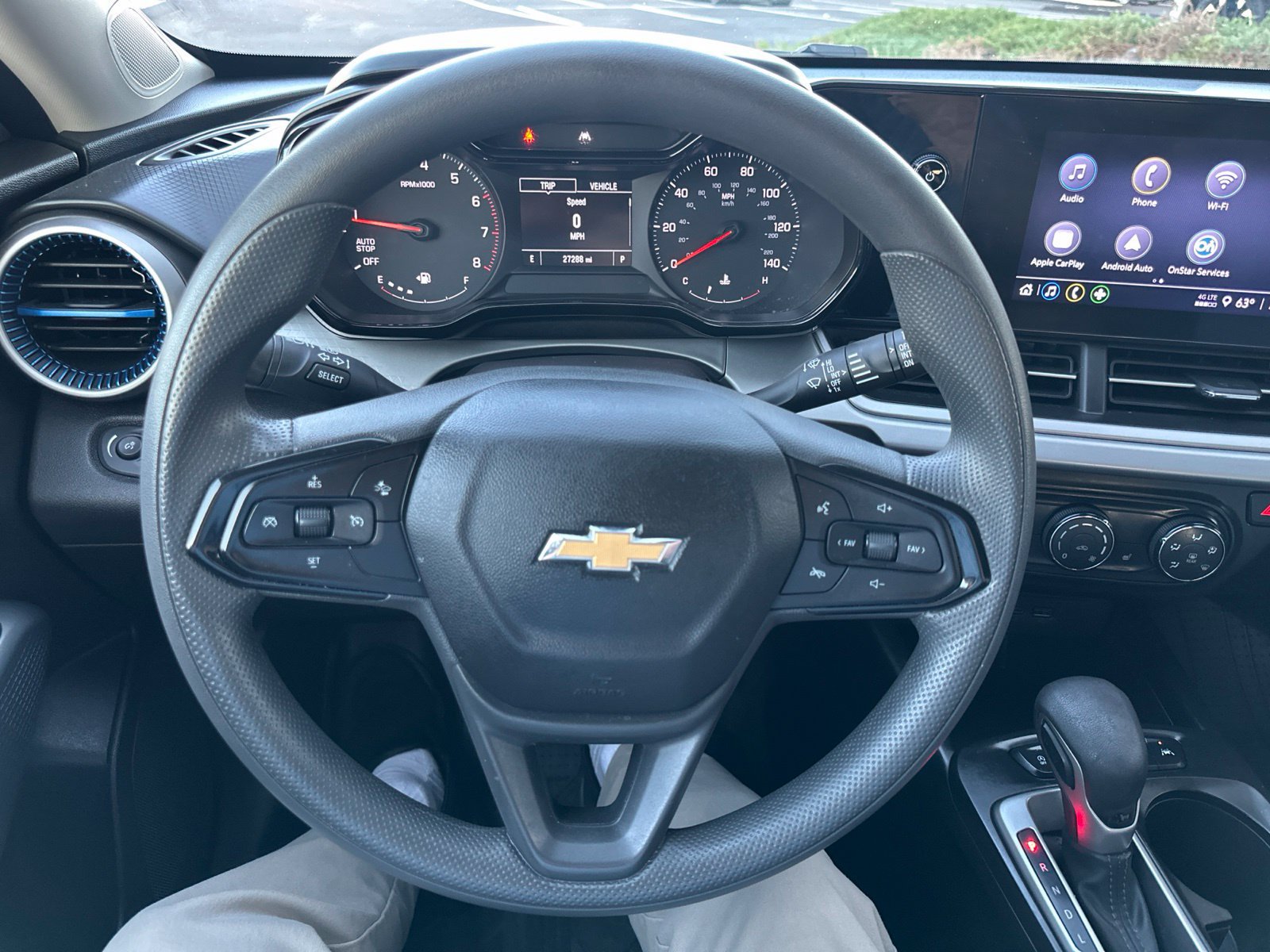 Used 2025 Chevrolet Trax LS w/ LS Convenience Package FWD image 24