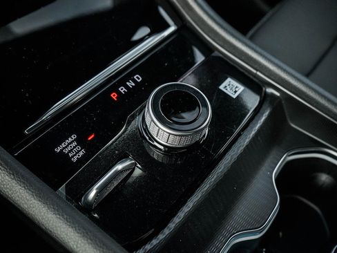 New 2025 Jeep Grand Cherokee Limited w/ Trailer Tow Package image 26