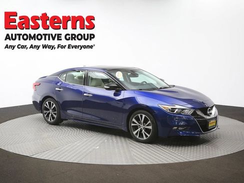 Used 2016 Nissan Maxima Platinum w/ Interior Lighting Package FWD image 53