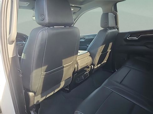 Used 2024 GMC Sierra 1500 SLT image 34