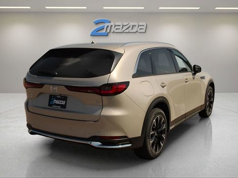Used 2025 MAZDA CX-90 Plug-In Hybrid w/ Premium Plus image 5