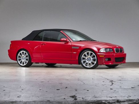 Used 2005 BMW M3 Convertible RWD image 3