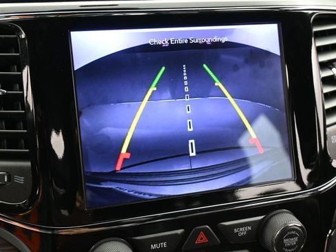 Used 2019 Jeep Grand Cherokee Altitude image 19