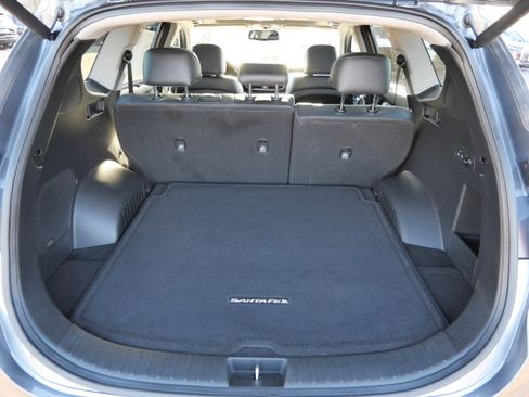 Used 2019 Hyundai Santa Fe AWD image 18