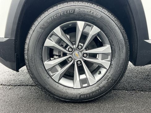 New 2026 Chevrolet Equinox LT image 38