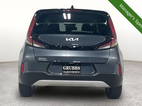 Used 2025 Kia Soul LX w/ LX Technology Package FWD image 5