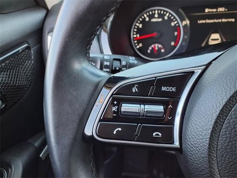 Used 2021 Kia Seltos SX w/ SX Sunroof Package image 13