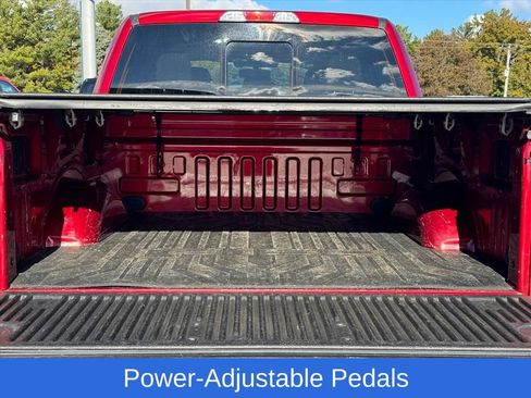 Used 2017 Ford F150 XLT w/ Equipment Group 302A Luxury image 6