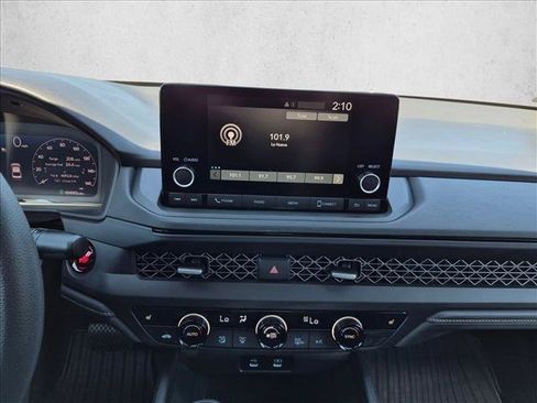 Used 2025 Honda Accord SE image 13