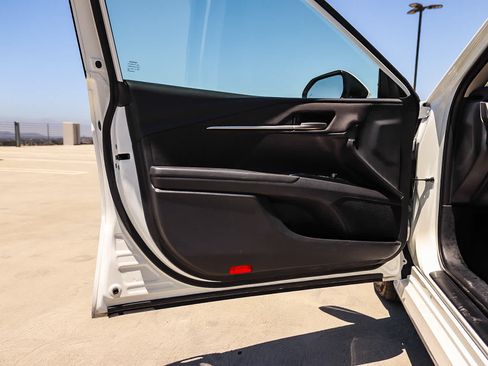 Used 2025 Toyota Camry LE FWD image 20