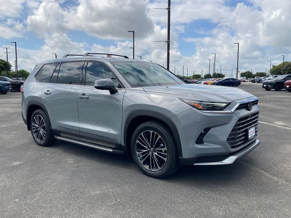 New 2026 Toyota Grand Highlander AWD Hybrid image 3
