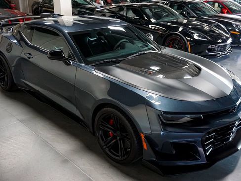 Used 2021 Chevrolet Camaro ZL1 image 74