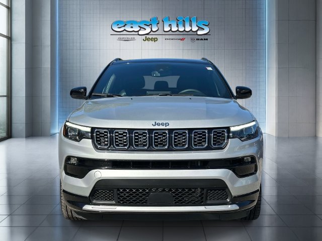 Certified 2025 Jeep Compass Limited w/ Elite Group AWD/4WD image 8