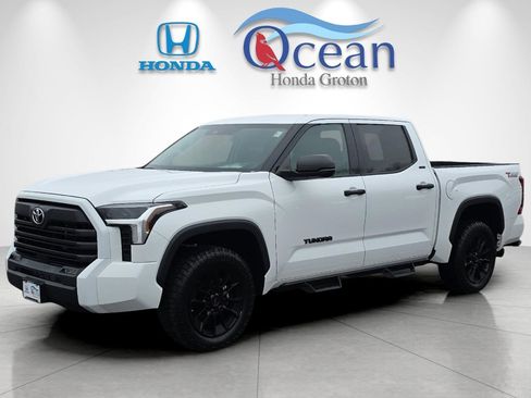 Used 2023 Toyota Tundra SR5 image 7