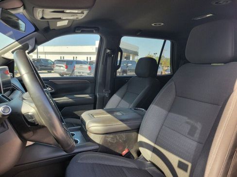 Used 2021 Chevrolet Tahoe LS RWD image 9
