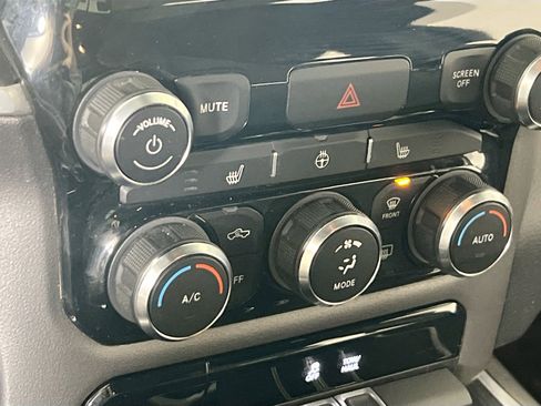 Used 2023 RAM 1500 Big Horn image 20